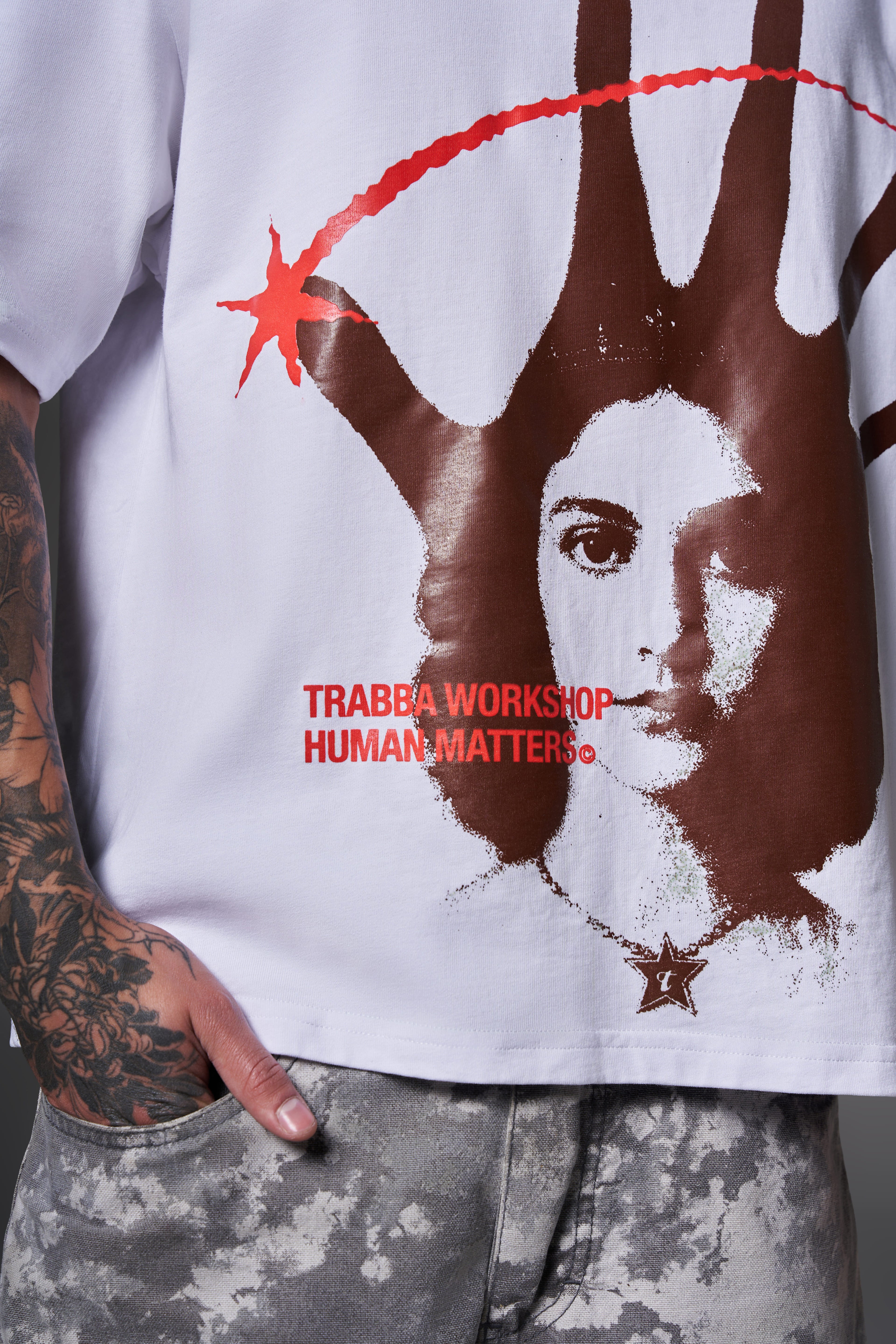 WHITE QUEEN SHIRT